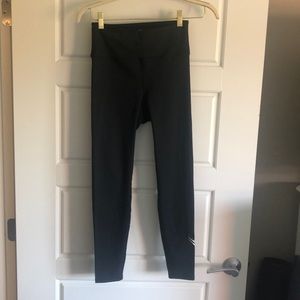 NWT Heroine Sport leggings